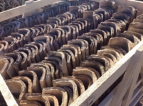 RARE TUILE DE TOIT BARREL ANTIQUE FRANCAISE RARE TUILE DE TOIT BARREL ANTIQUE FRANCAISE