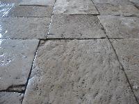 WE ARE DEALERS IN ANTIQUE RECLAIMED DALLE DE BOURGOGNE ANCIENS DALLAGE FLAGSTONES LIMESTONE RECLAIMED STONE PAVING DALLES DE BOURGOGNE ANCIENNE STOCK AVEC PATINE TRÃ¨S BELLA(1000 sq.m. IN STOCK FOR SALE)