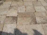 DALLE DE BOURGOGNE ANCIENT FLOORS FLOOR FLOORING OLD LIMESTONE FLAGSTONES PAVING PAVES PAVE' TILE CUT TO 3 CM. THICKNESS ,ANTIQUE RECLAIMED OF BOURGOGNE,(STOCK FOR SALE).