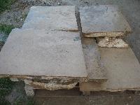 DALLE DE BOURGOGNE IN ANCIENT LIMESTONE OF RECOVERY STONE; ADVANCED WITH EXCELLENT ANCIENT PATINA IT ORIGINATES THEM, THE FORMAT IS: OPUS ROMAIN OF GREAT DIMENSIONS, THE THICKNESS IS VARIABLE. AT CALL CUT TO A MINIMUM OF 3 CM. GREAT STOCKS IN WAREHOUSE, OF THE BEST QUALITA' IN ABSOLUTE SUL MARKET.