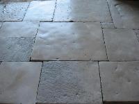 ANTIQUE DALLE DE BOURGOGNE AUTHENTIC PROVENCE FRENCH STONE FLOOR RECLAIMED FLOORINGS LIMESTONE PIERRE DE BOURGOGNE 3 CM THICKNESS STOCK FOR SALE 