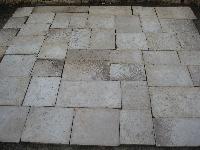 BOURGOGNE ANCIEN DALLE ANCIENS DALLAGE ANCIENNE PLANCHER ANCIENNES ANCIENT LIMESTONE FLAGSTONES PAVES TILE ANTIQUE RECLAIMED OLD STONE OF RECOVERY FLOORS FLOOR FLOORING DALLAGE ANCIENS COUPÃ¨E A' 3 CM.(STOCK FOR SALE).