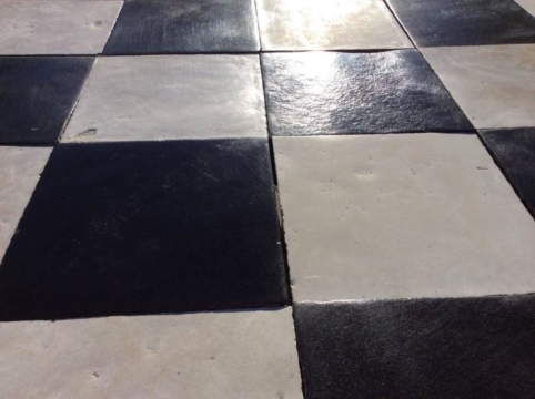 CHESSBOARD IN STONE AND BLACK MARBLE 